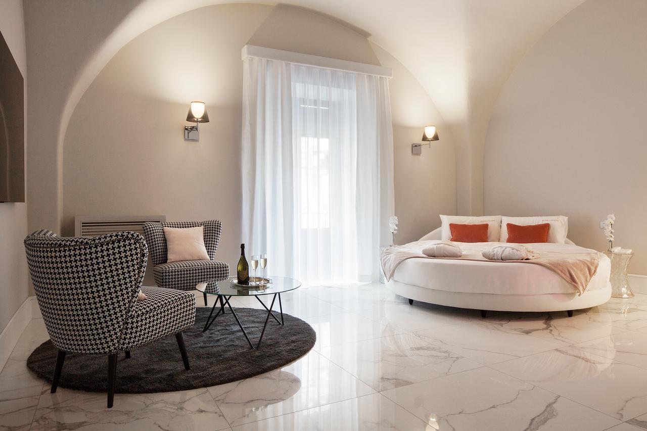 Quattro Canti Suites คาตาเนีย ภายนอก รูปภาพ